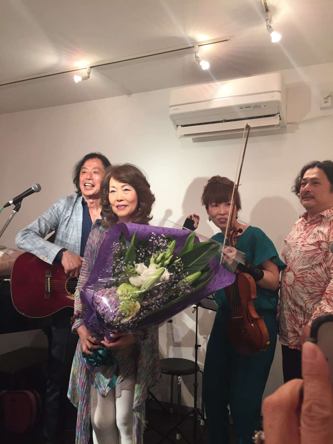 C99DE823-8BEA-4F00-ADF9-149ACDC46EB5